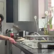 Benefit Queen's Warning: DWP Cost of Living Payment Changes Could Leave Thousands Struggling