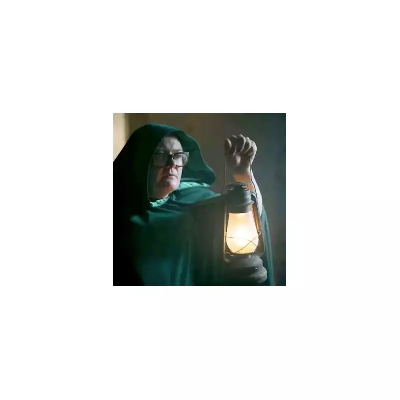 Alan Carr Reveals Celia Imrie's Hilarious Celebrity Traitors Habit