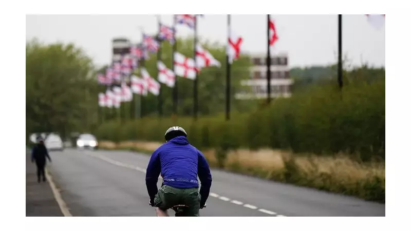 NHS Staff Face 'No-Go Zones' as 45% Fear Abuse from Patients