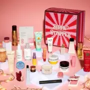 Boots Showstopper Beauty Box Saves Shoppers £358 on Fenty & Morphe