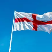 Pensioner's Ordeal: Beaten by Thugs in Vicious Street Robbery - Community Safety Crisis