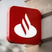 Santander's £100 Free Cash Boost: Are You Eligible for This Banking Bonus?