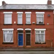 Urgent Warning to UK Families: Keep Children and Pets Indoors During Deadly Pesticide Spraying