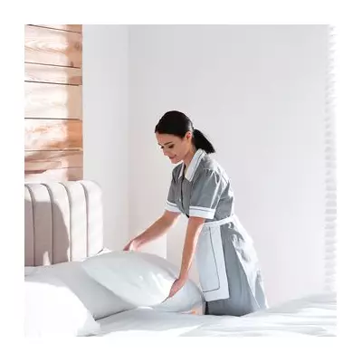 6 Expert Hacks to Slash Christmas Hotel Costs by Up to 50%