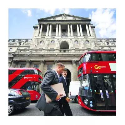 Bank of England Poised for Pre-Christmas Rate Cut as Inflation Falls to 3.2%