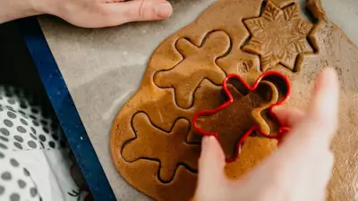Former Commons Chef's Ultimate Gingerbread Recipe: Easy & Forgiving