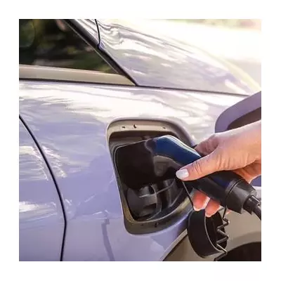 Millions of UK drivers poised to reject electric cars amid policy shifts