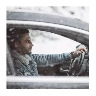 UK Drivers Urged to Increase Stopping Distance as 760-Mile Snow Storm Looms