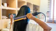 Hair Alert: Why Styling Damp Hair Causes Irreversible 'Bubble Hair' Damage