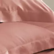 M&S Boxing Day Sale: Shoppers Snap Up Half-Price 'Luxurious' Pillowcases