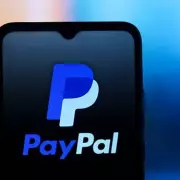 PayPal Launches Free Debit Card with 1% Cashback for 30 Million UK Users