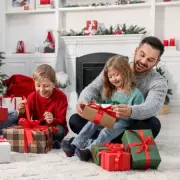 The Christmas Paper Scrunch Test: How to Recycle Wrapping Paper