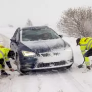 UK Braces for 48-Hour Christmas Snow Blitz Across Nine Counties