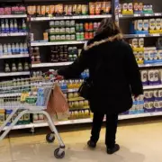 UK Shop Theft Crisis: Over 800 Unsolved Cases Daily, Staff Face Abuse