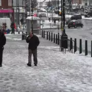UK Snow Bomb Threatens 40-Year Pressure Record as Arctic Blast Looms