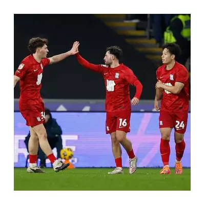 Birmingham City 1-1 Swansea: Roberts' Stunner Earns Vital Away Point