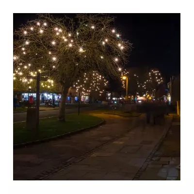 Cotswold Village Keeps Christmas Lights On Until February to Brighten January