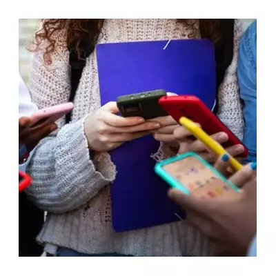 England's Schools to Implement All-Day Mobile Phone Ban Under New Government Policy