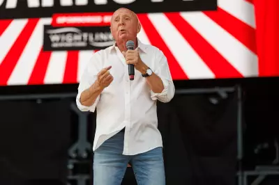 Jasper Carrott's 8 Funniest Jokes & One-Liners from the Brummie Legend