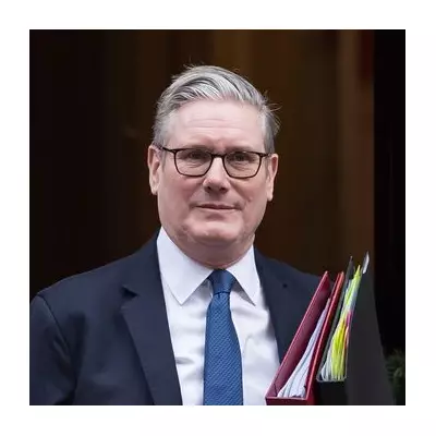 Starmer's 2026 Pledge: Lower Bills & Benefit Changes to Ease Cost of Living
