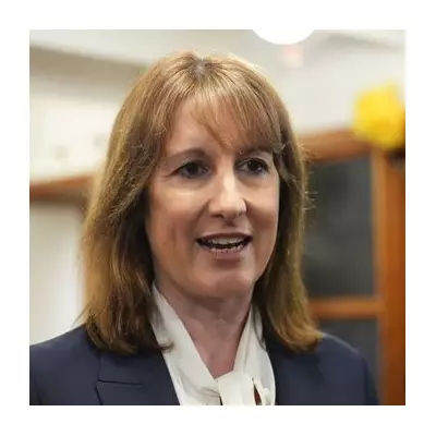 UK Households Face £500 Annual Income Hit by 2030 Due to Tax Threshold Freeze