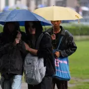 Amazon's 'Strongest' Windproof Umbrella Slashed to Half Price Amid UK Weather Warnings