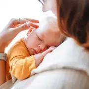 Baby Name Trends 2026: Jude & Sienna Lead Vintage & Celebrity Revival