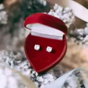 Brighton Jewellery Shops Close Abruptly, Police Launch Investigation