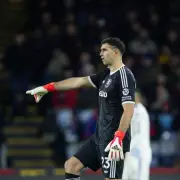 Emi Martinez Ruled Out of Tottenham FA Cup Clash After Injury Gamble