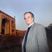 Legendary BBC Journalist Sir Mark Tully Dies Aged 90