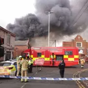 Major Toxic Blaze Engulfs Wolverhampton Factory, 100+ Firefighters Battle