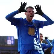 Marvin Ducksch on Championship's Physical Demands and Fan Confrontation