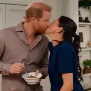 Meghan Markle Joins 2016 Throwback Trend Amid Harry's Court Date