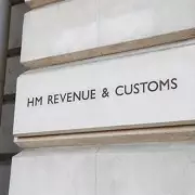 Over 300 Brits Avoid £100 HMRC Fines with Last-Minute New Year's Tax Rush