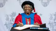 Pioneering Midwife Agnes Nisbett Awarded Honorary Doctorate for Stillbirth Care