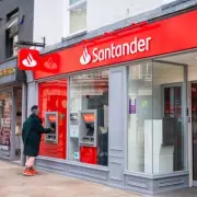 Santander Boosts Switching Deal with £200 Cash and Amazon Voucher