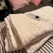 StaySnug Heated Throw Saves 'Pennies' to Run in UK Cold Snap