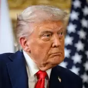 Trump Threatens 25% Tariffs on UK Goods Over Greenland Dispute