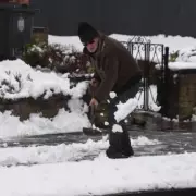 UK Braces for 40-Hour Snow Bomb with Flurries Starting Next Week