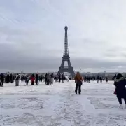 UK Foreign Office Warns of Travel Disruption to France Amid Severe Snow