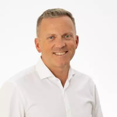 Admiral Invests in HSBC Fund to Fuel UK Mid-Market Business Growth