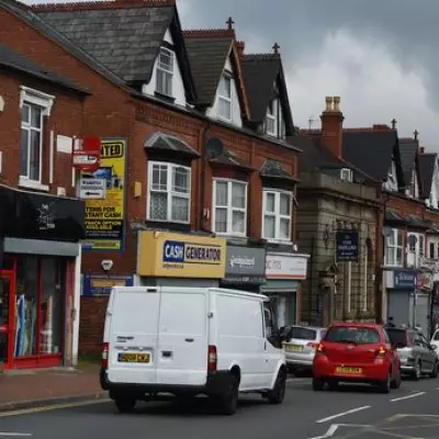 Bearwood High Street Closed by Police Incident, Bus Routes Diverted