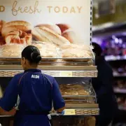 Aldi Leads UK Supermarkets with £28 Weekly Paid Breaks for Staff