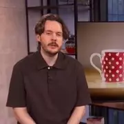 BBC Scam Expert Reveals Truth Behind Mysterious £5 Notes in Post