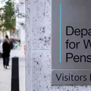 DWP Scraps Legacy Benefits, Offers Two-Week Transition Payment