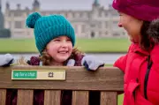 English Heritage Installs 'Bonding Benches' at West Midlands Historic Sites to Tackle Parental Loneliness