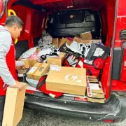 Major UK Delivery Firm Collapses, Oxford Households Face Parcel Delays