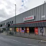 Man in 60s Assaulted Outside Nottingham Supermarket in 'Nasty' Attack