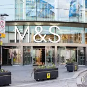 M&S Spring Cardigan Praised as 'Gorgeous' and Under £8 with Cashback