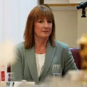 Rachel Reeves' Fiscal Rules: Tax Warning for Earners Over £35,000